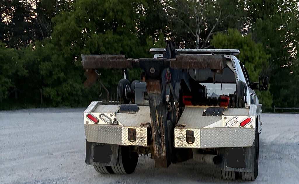 New reporting requirement for private property tows: Know Your Tow - Stittsville Central - Local Stories, Events and Business