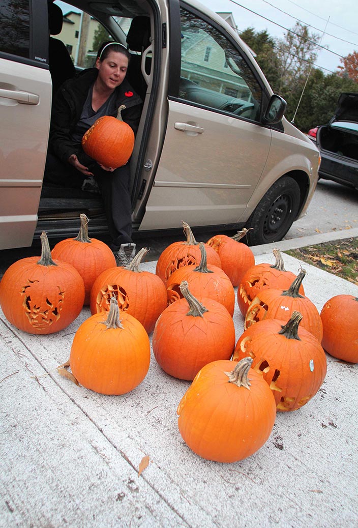 STITTSVILLE, ON. Nov 1, 2016. Pumpkins arriving by the van load for the Pumpkin Parade at Village Square. Barry Gray (StittsvilleCentral)