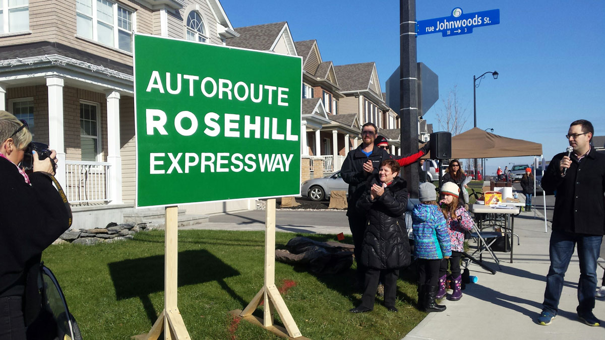 Unveiling the Rosehill Expressway sign. Photo by C.W.